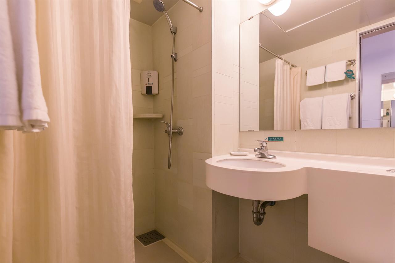 Jinjiang Inn Dandong Yalvjiang Xingwu Road Zewnętrze zdjęcie